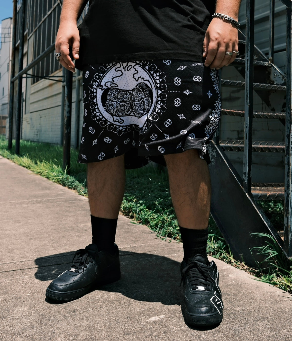 Black Mesh Shorts - Globey